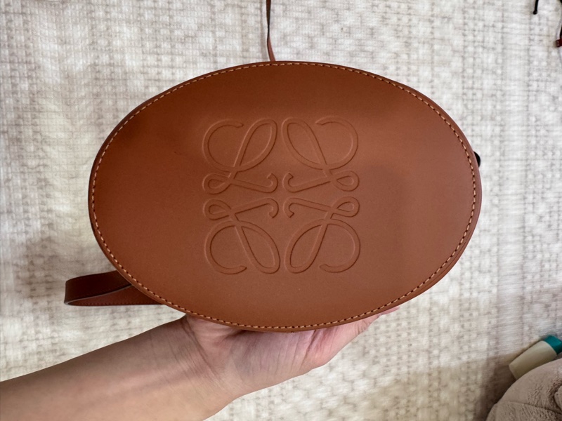 Loewe balloon 小號氣球包棕色-2