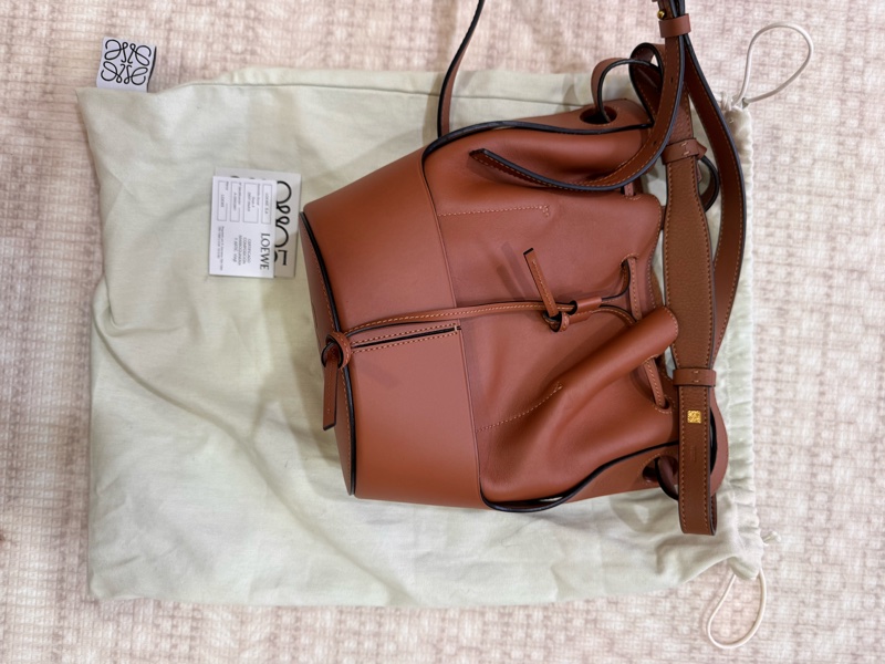 Loewe balloon 小號氣球包棕色-4