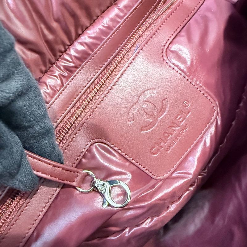 CHANEL✨新款Neige滑雪系列羽絨感空氣包托特包購物包媽媽包 27開-19