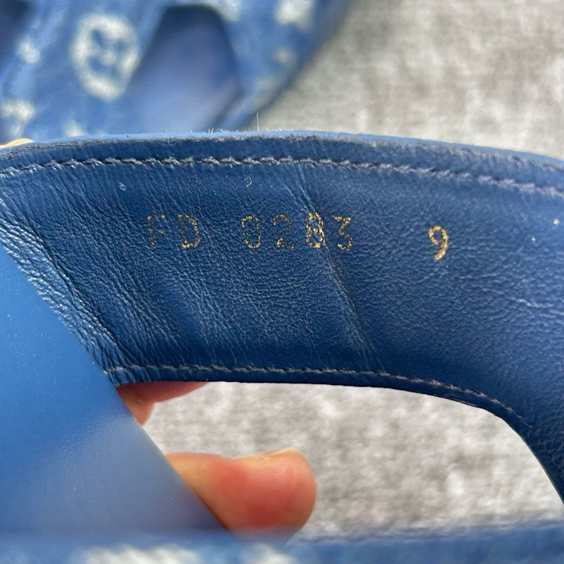 Louis Vuitton 路易威登 LV  Oasis牛仔滿印logo丹寧一字拖鞋 尺碼：43碼-6