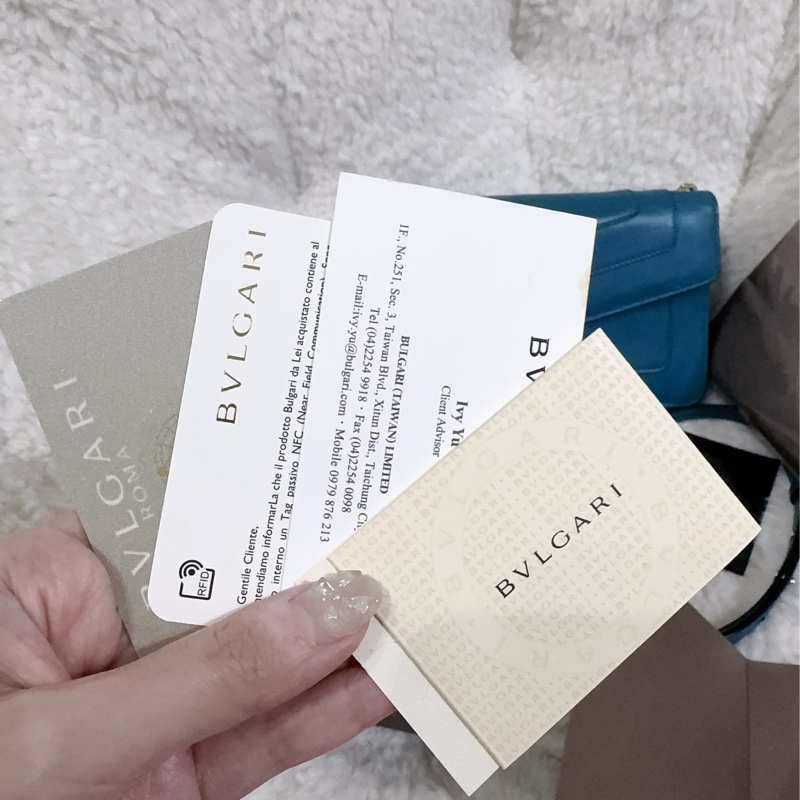 BVLGARI 孔雀藍/綠松石色經典橫版蛇頭包（全配）-48