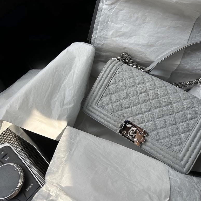 Chanel Le Boy 25 鼠尾草灰 荔枝牛皮鏈條包|高級帥氣感🕶️-4