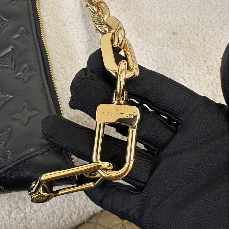 LOUIS VUITTON Coussin 小牛皮流浪包 手提、斜挎、單肩包 中號,女款 黑色牛皮-11