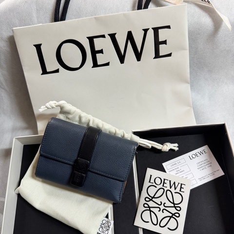LOEWE 三折短夾/短夾 深藍色粒面牛皮