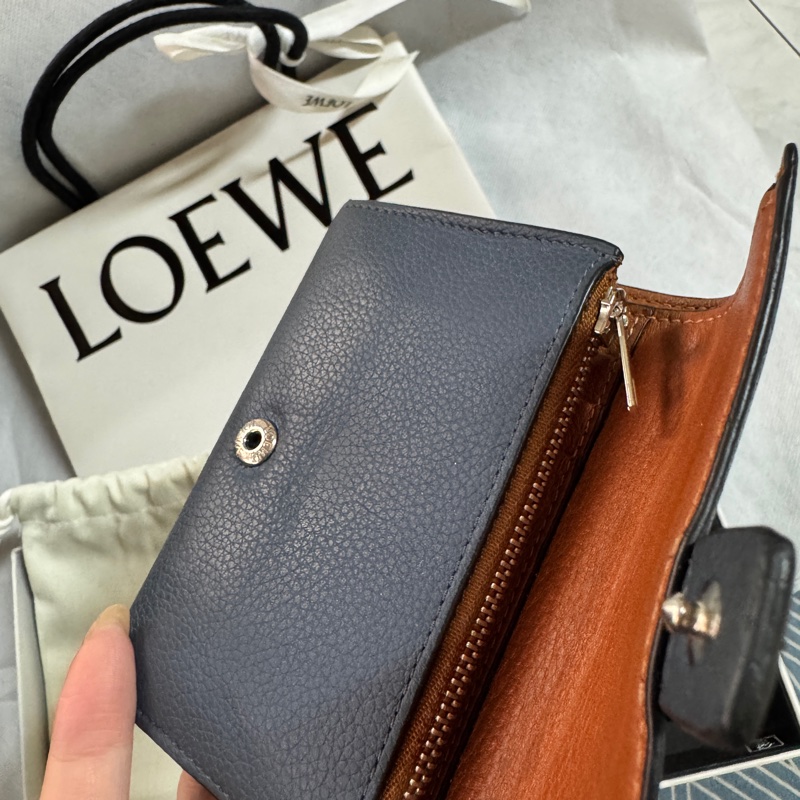 LOEWE 三折短夾/短夾 深藍色粒面牛皮-17