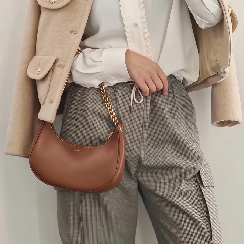 Celine 焦糖棕Ava|秋冬氛圍感代表包🍂-1