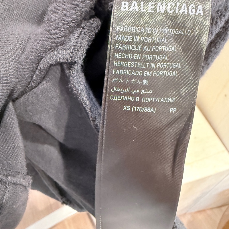 Balenciaga✨2025冬季簽名塗鴉拼接Oversize連帽外套 男女皆可 原價7萬多-9