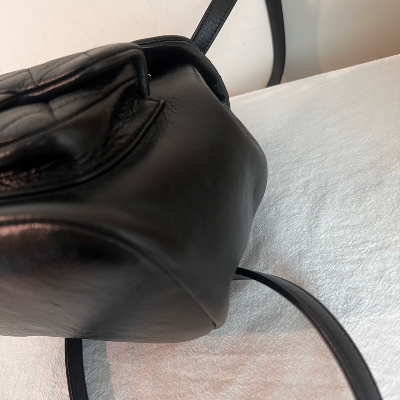 ෆ Chanel Duma 油蠟牛皮雙肩後背包🈶購證-15