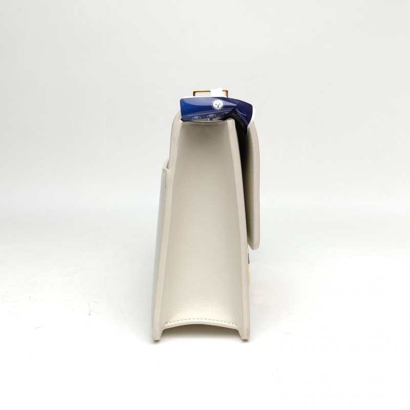 DIOR 30Montaigne蒙田皮肩帶大號米白色牛皮金扣肩背包-3