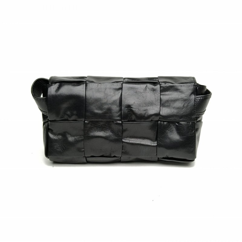 BOTTEGA VENETA Cassette腰包Mini18黑色油蠟皮銀扣肩背包-2