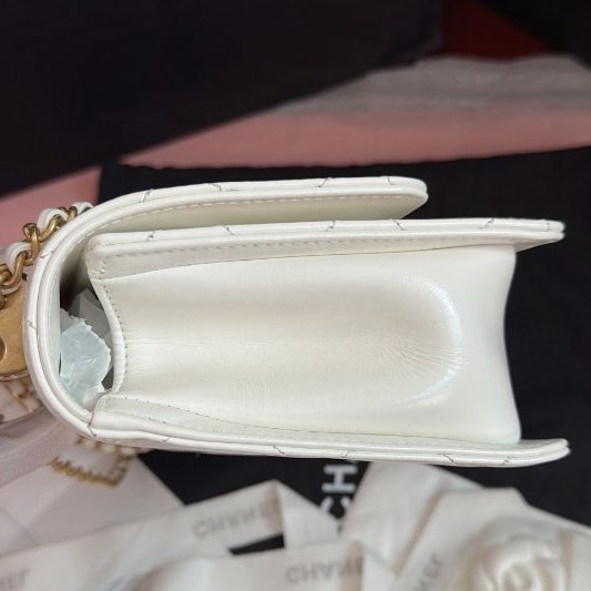 全新品 香奈兒/Chanel 雙金珠白色牛皮金扣可調節鏈條包-2