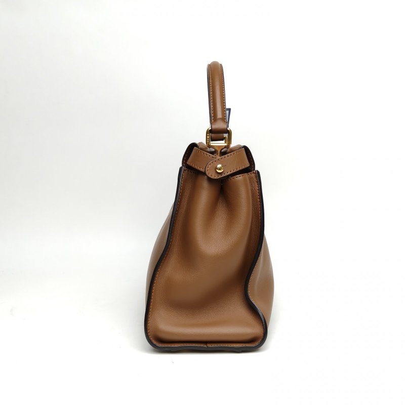 FENDI PEEKABOOREGULAR中號棕色牛皮金扣肩背包-3
