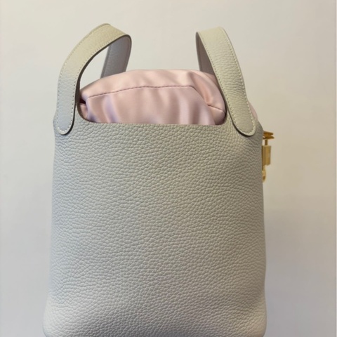 HERMES / 愛馬仕 K刻 菜籃子 18 奶昔白 金扣 鎖鑰匙 狀態非常好