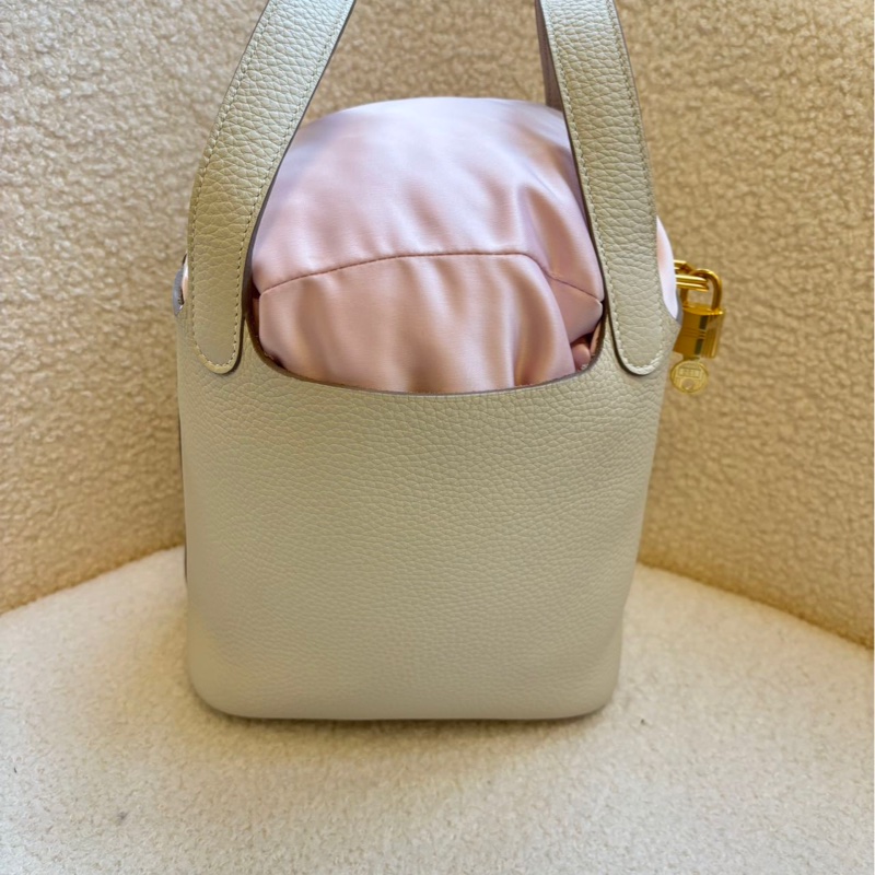 HERMES / 愛馬仕 K刻 菜籃子 18 奶昔白 金扣 鎖鑰匙 狀態非常好-1
