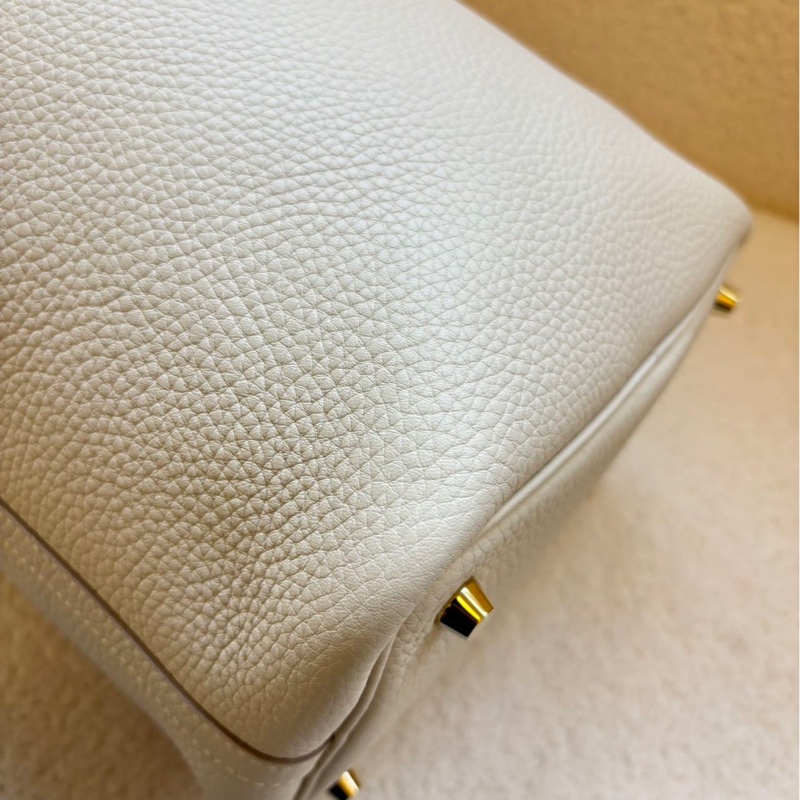 HERMES / 愛馬仕 K刻 菜籃子 18 奶昔白 金扣 鎖鑰匙 狀態非常好-4