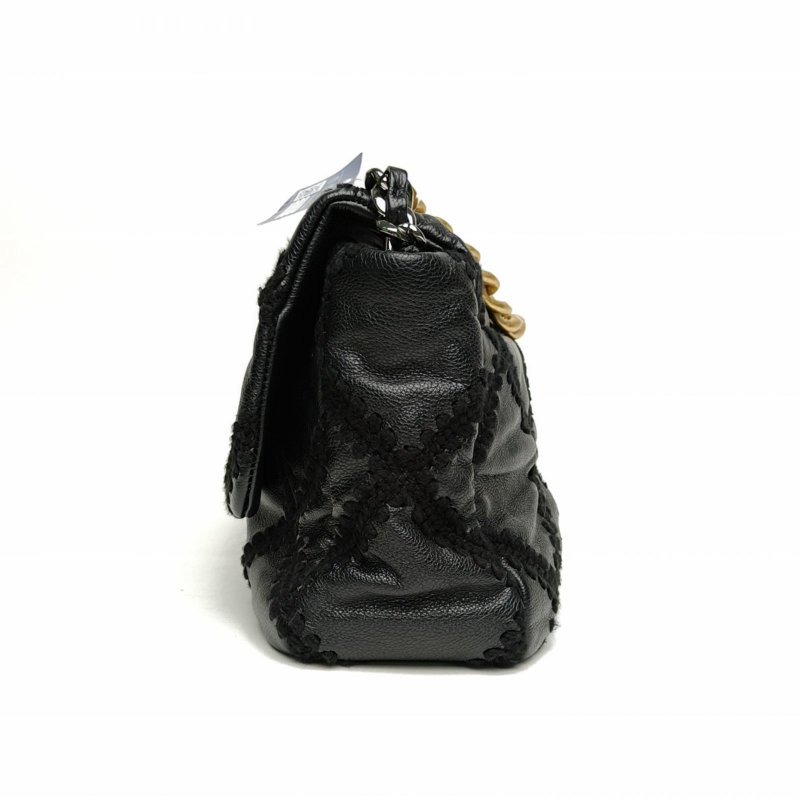 CHANEL 19BAG口蓋包中號黑色牛皮30開金銀扣肩背包-1