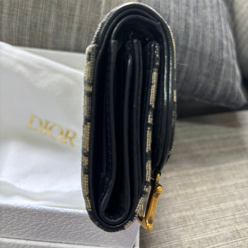 正品Christian Dior緹花布小牛皮內襯D墜飾摺疊三折短夾-10