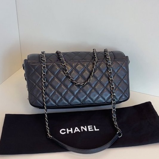 香奈兒/Chanel 黑銀限定牛皮 綁帶CF法棍鏈條包-1