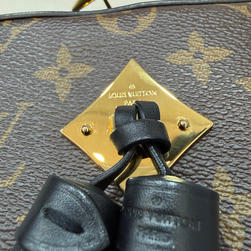 LV M43555 Saintonge 黑皮 老花 流蘇 相機包 方包-15