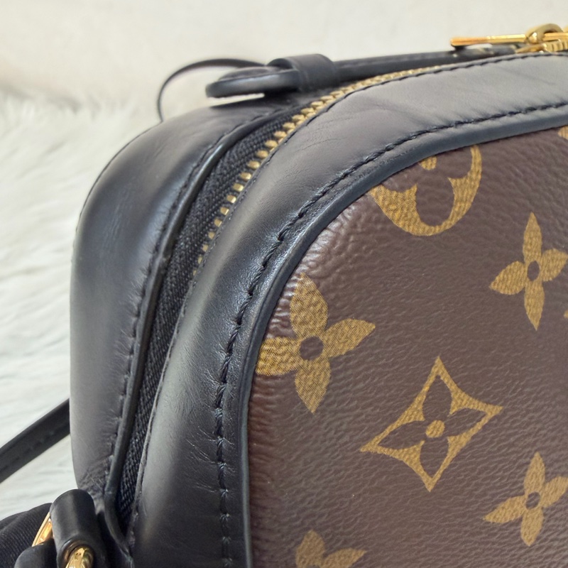 LV M43555 Saintonge 黑皮 老花 流蘇 相機包 方包-18