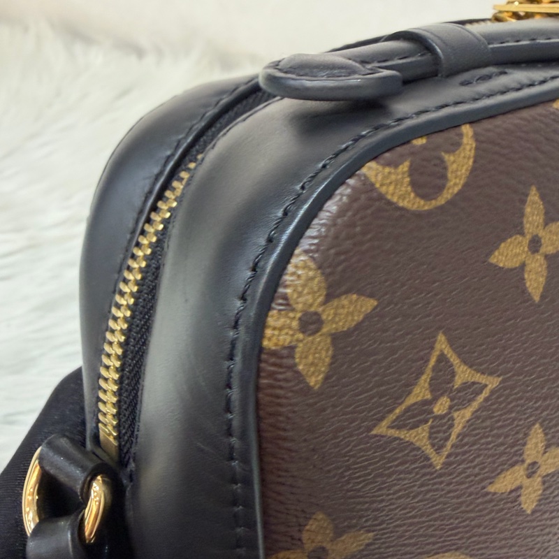 LV M43555 Saintonge 黑皮 老花 流蘇 相機包 方包-23
