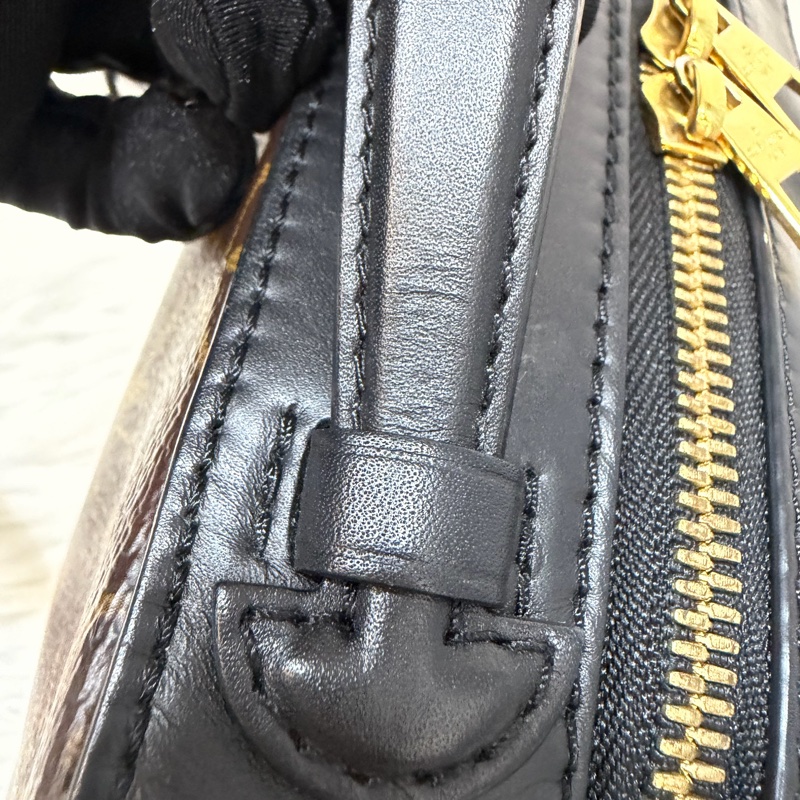 LV M43555 Saintonge 黑皮 老花 流蘇 相機包 方包-31