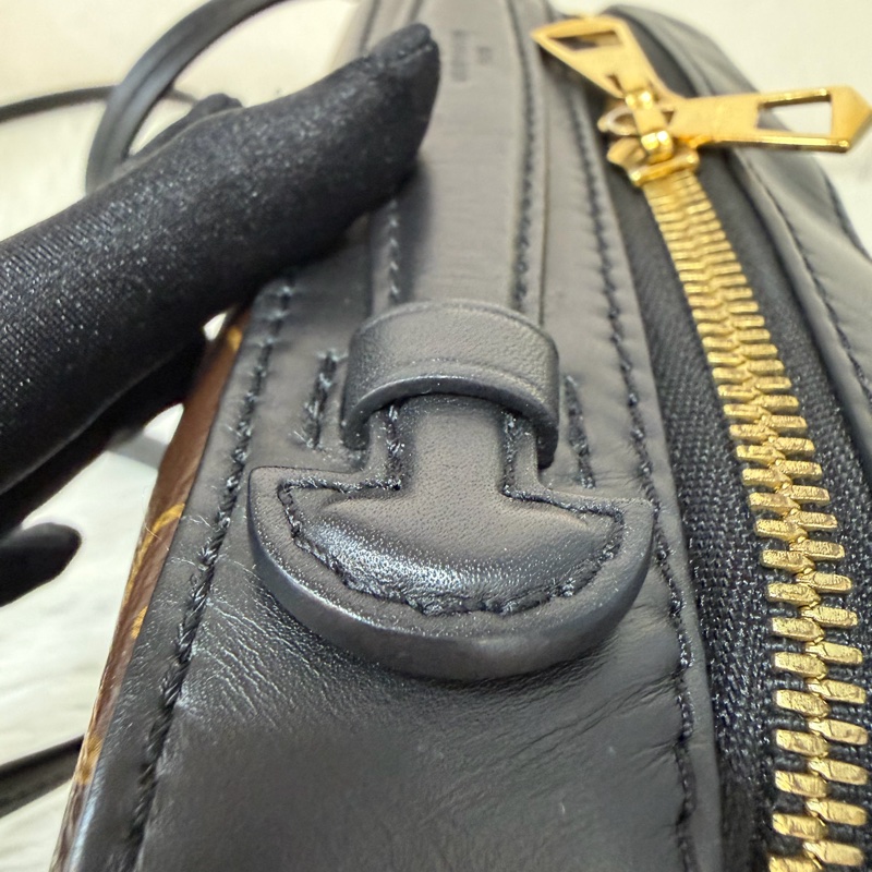 LV M43555 Saintonge 黑皮 老花 流蘇 相機包 方包-32