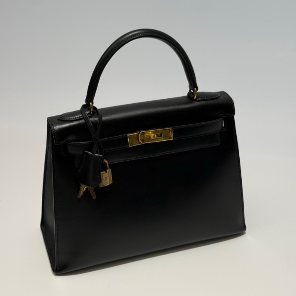 Hermès 愛馬仕 Kelly 28 黑金 Box 皮 圈 Q 刻 有鎖具 狀態良好-4