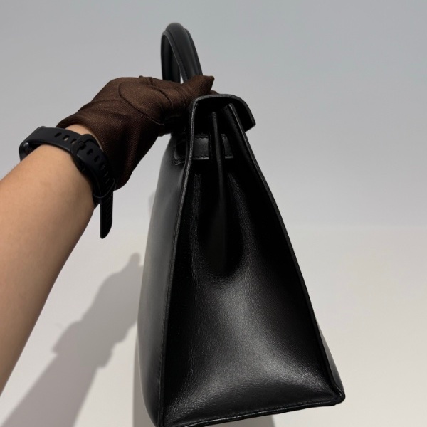 Hermès 愛馬仕 Kelly 28 黑金 Box 皮 圈 Q 刻 有鎖具 狀態良好-5