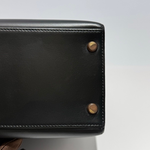 Hermès 愛馬仕 Kelly 28 黑金 Box 皮 圈 Q 刻 有鎖具 狀態良好-11