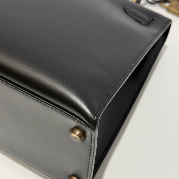 Hermès 愛馬仕 Kelly 28 黑金 Box 皮 圈 Q 刻 有鎖具 狀態良好-15