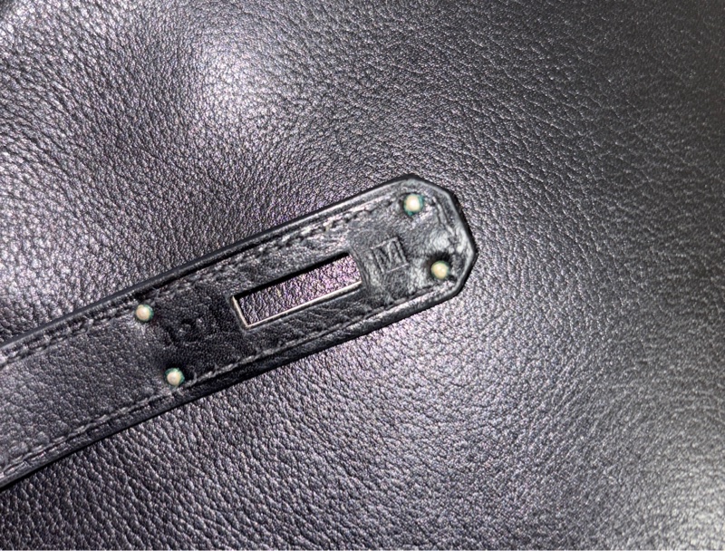 Hermès 愛馬仕 Kelly 28 黑金 Box 皮 圈 Q 刻 有鎖具 狀態良好-24