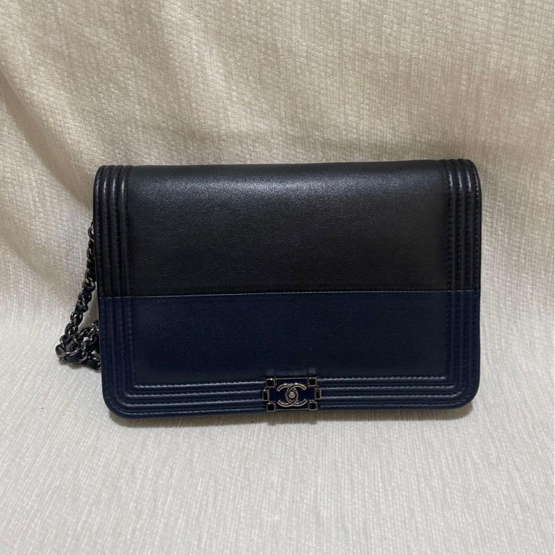 Chanel wallet on chain-3