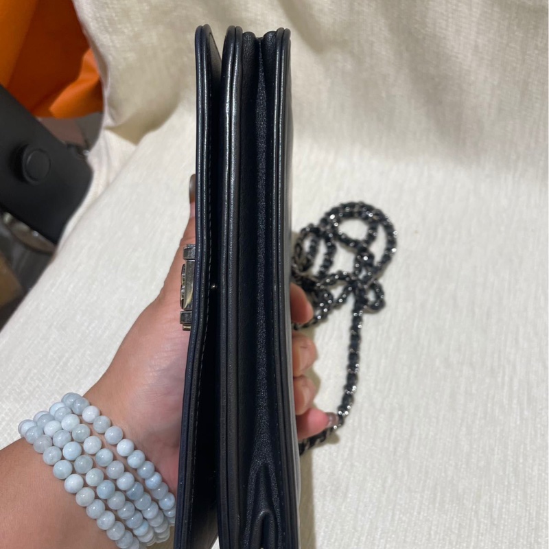 Chanel wallet on chain-7