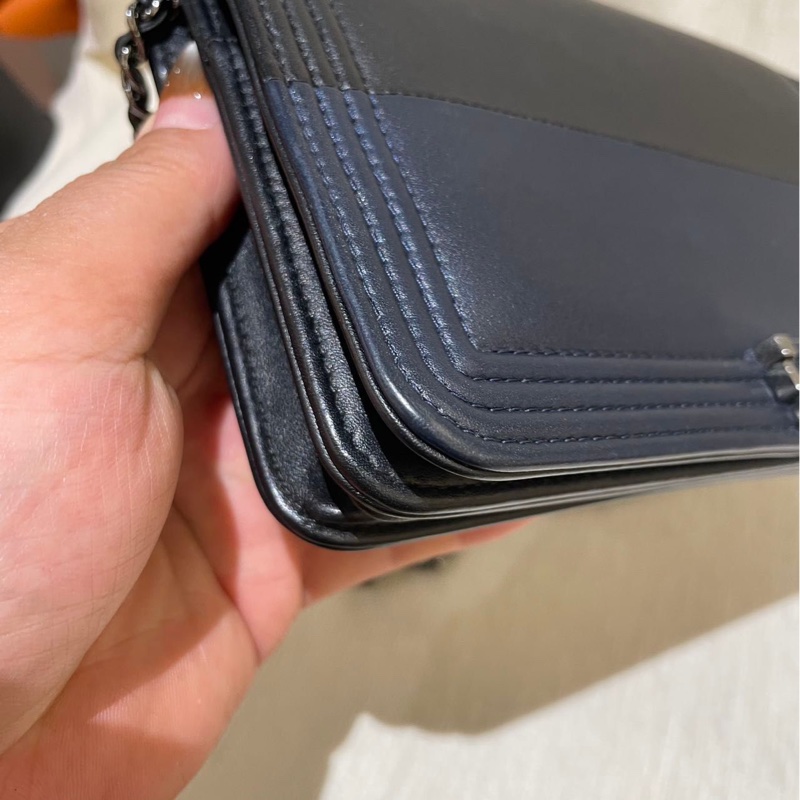 Chanel wallet on chain-9