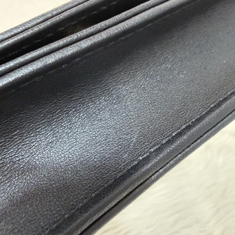 DIOR LADY DIOR S0204 黑皮 金釦 woc 手拿包 斜背包-9