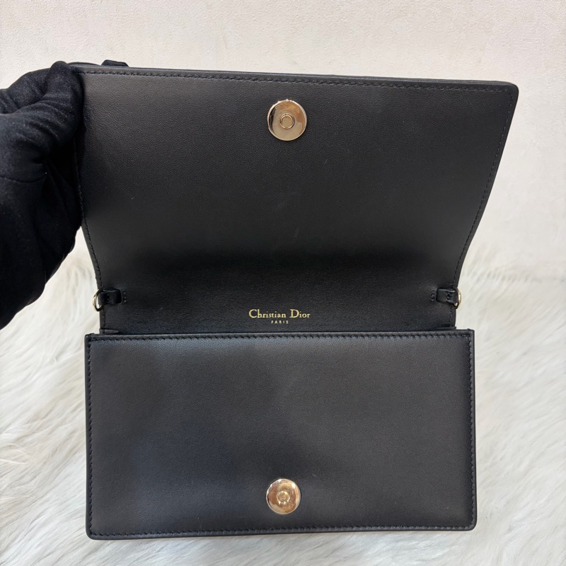 DIOR LADY DIOR S0204 黑皮 金釦 woc 手拿包 斜背包-24