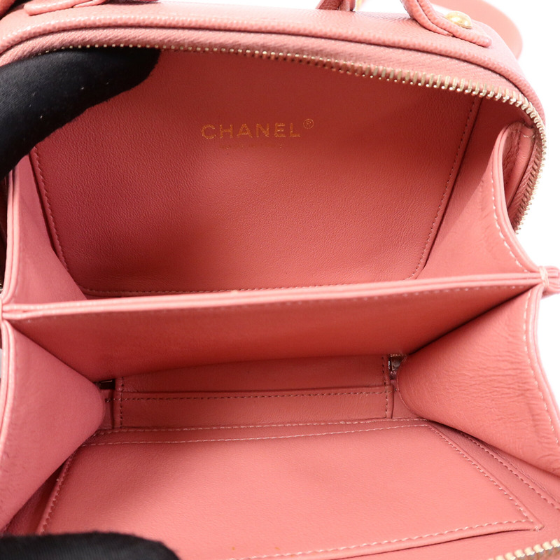 CHANEL 牛皮皮革Vanity Case 17cm鏈帶手挽肩背兩用袋-4