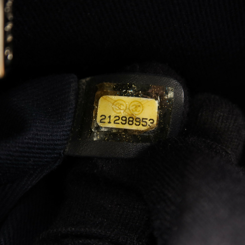 CHANEL 羊皮皮革Chain Shoulder鏈帶肩背袋-8