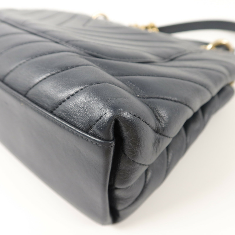 CHANEL 牛皮皮革Chevron V Stitch鏈帶手挽肩背兩用袋-12