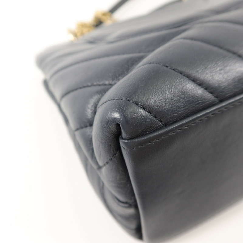 CHANEL 牛皮皮革Chevron V Stitch鏈帶手挽肩背兩用袋-13