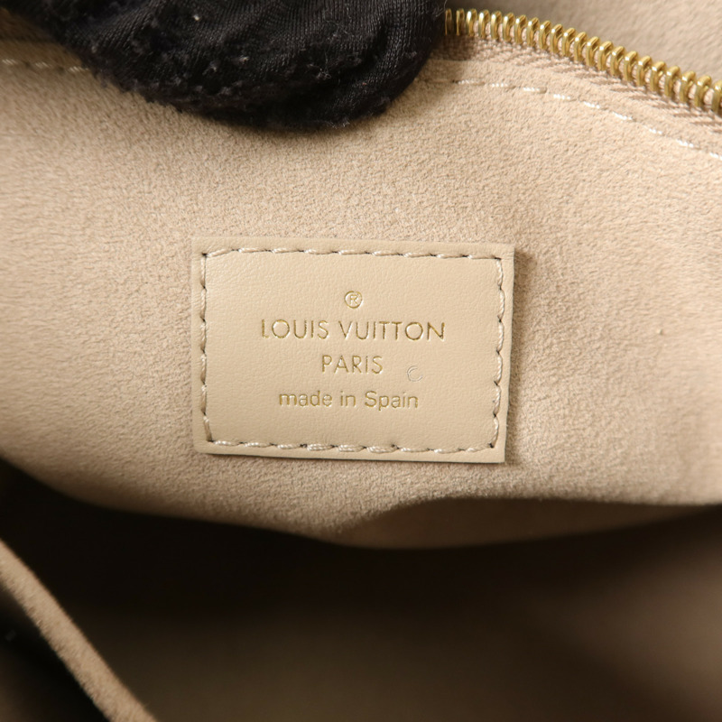 LOUIS VUITTON Monogram Mahina On My Side PM手挽肩背兩用袋-5