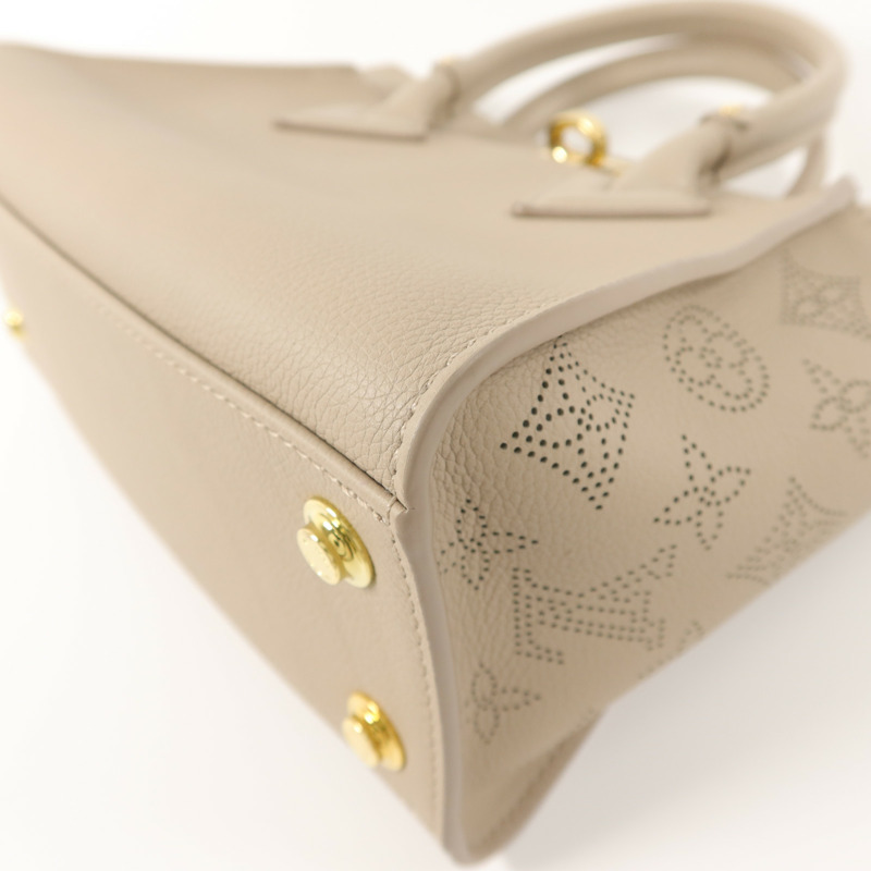 LOUIS VUITTON Monogram Mahina On My Side PM手挽肩背兩用袋-9