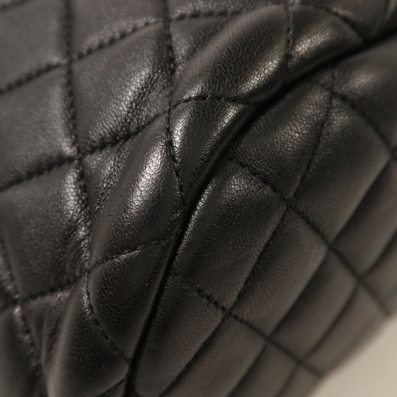 CHANEL 羊皮皮革Backpack鏈帶背包-11