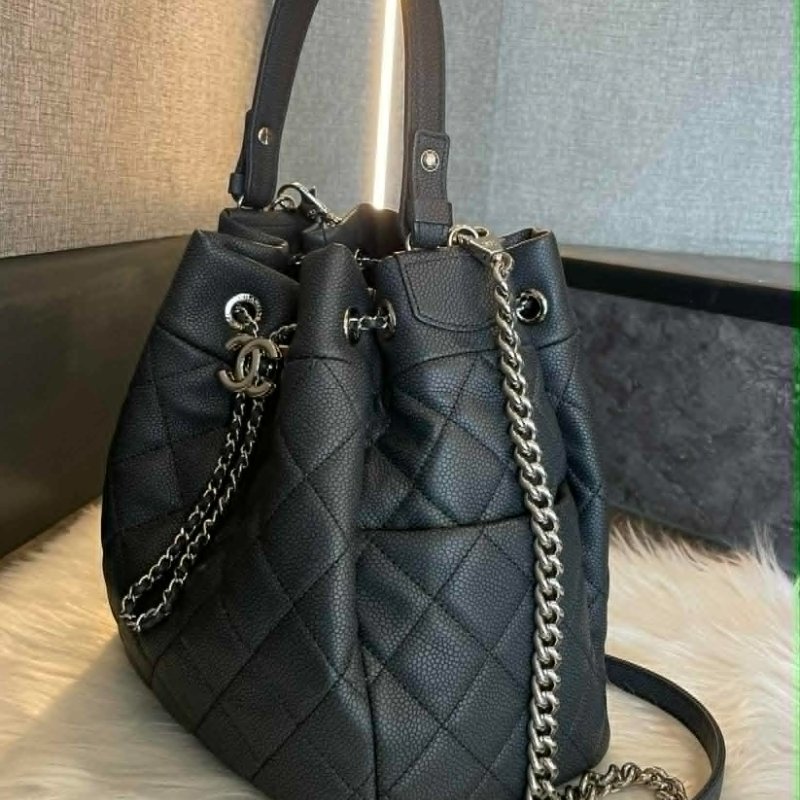 CHANEL 牛皮水桶包兩用包 銀釦 鐵灰色-2