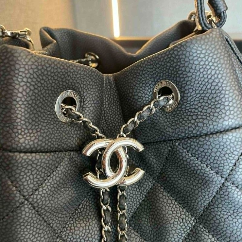 CHANEL 牛皮水桶包兩用包 銀釦 鐵灰色-4