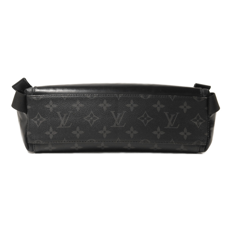 LOUIS VUITTON Monogram Eclipse Messenger PM Voyager肩背袋-3