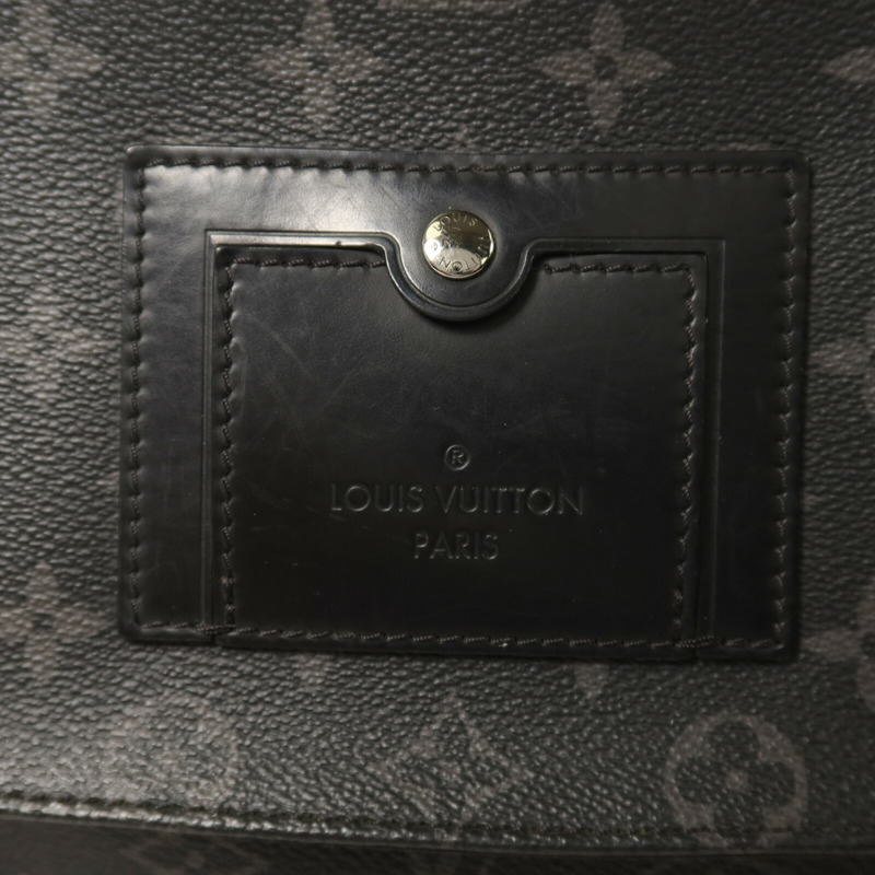 LOUIS VUITTON Monogram Eclipse Messenger PM Voyager肩背袋-8