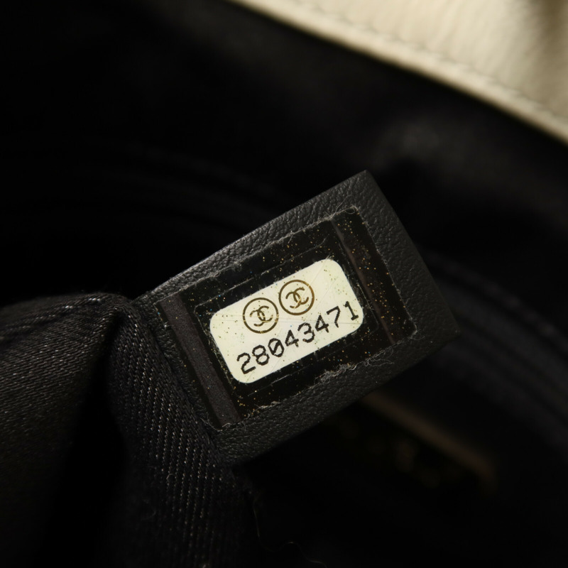 CHANEL 牛皮皮革Button Up Hobo鏈帶手挽肩背兩用袋-6