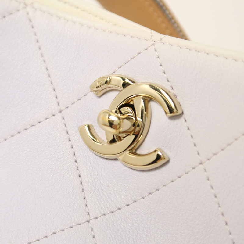 CHANEL 牛皮皮革Button Up Hobo鏈帶手挽肩背兩用袋-9